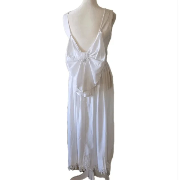 VTG 1960s/70s Lace Dress With Bow Detail, Flowy, Boho/Prairie - Picture 4 of 10